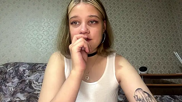 HildeConery online show from May 29, 4:24 pm