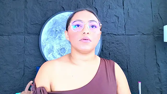JessiBannkss online show from June 24, 12:37 pm