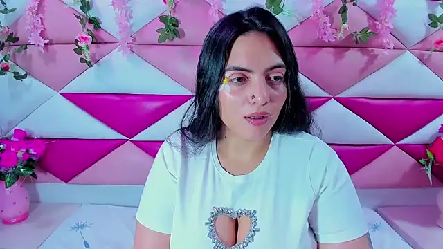 Isabella Mora  online show from May 16, 3:05 am