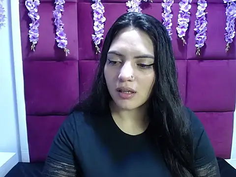 Isabella Mora  online show from May 9, 3:54 am