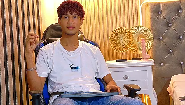 Alex Bloom online show from June 24, 7:22 pm