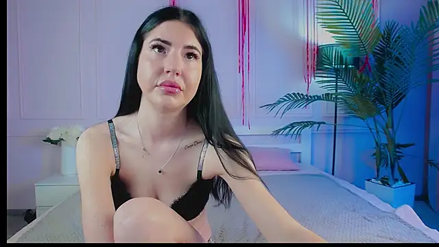Emily xoo online show from June 2, 7:58 pm