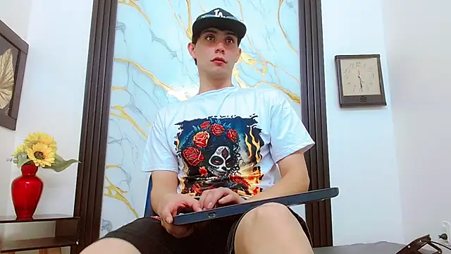  Anubis   online show from July 28, 7:39 pm