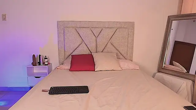ZoeDreams online show from May 23, 7:24 pm