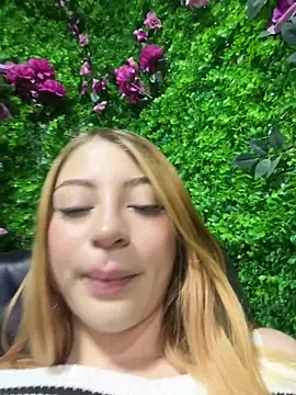 Jessy Queen online show from June 26, 7:09 pm