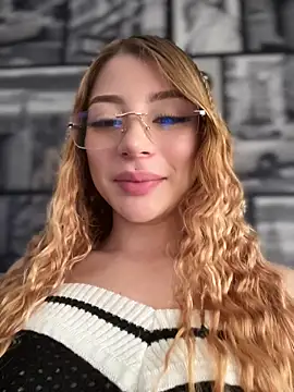 Jessy Queen online show from July 19, 3:20 pm