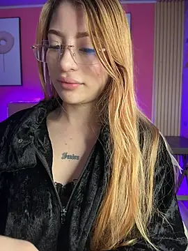 Jessy Queen online show from May 22, 7:12 pm