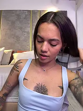 VeroJenkins  online show from June 10, 3:02 pm