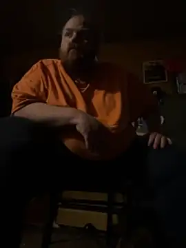 Bigfarmdaddy69 online show from May 9, 11:46 am
