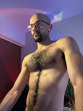 LarryGarzon online show from May 9, 1:31 am