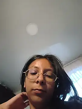 Snapshot of OshunHoney chatting on June 5, 10:37 pm OshunHoney online show from June 5, 10:37 pm