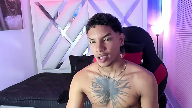 kai storm77 online show from May 20, 3:36 am