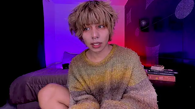 Aronn 44 online show from May 28, 2:19 am
