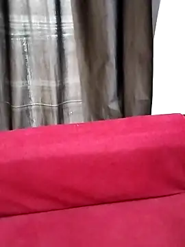 Snapshot of Roji_bha chatting on June 10, 4:24 am Roji bha online show from June 10, 4:24 am