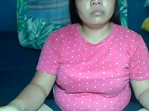 MommyKaye30 online show from May 10, 8:07 am