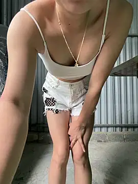 Lindan80 online show from May 3, 1:44 am