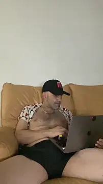 french solo X online show from May 7, 6:50 am