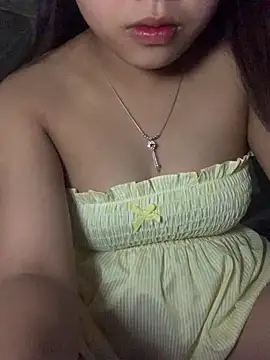 Snapshot of Cham-py chatting on July 4, 1:23 am Cham-py online show from July 4, 1:23 am
