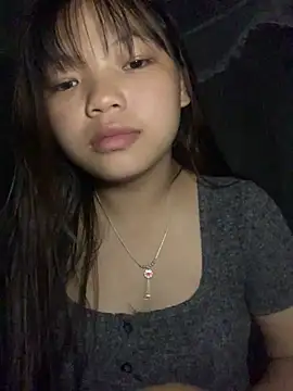 Snapshot of Cham-py chatting on May 9, 1:53 am Cham-py online show from May 9, 1:53 am