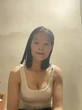 Zuzu sexy online show from May 26, 8:01 am