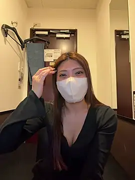 Erika  xx online show from May 4, 9:56 am
