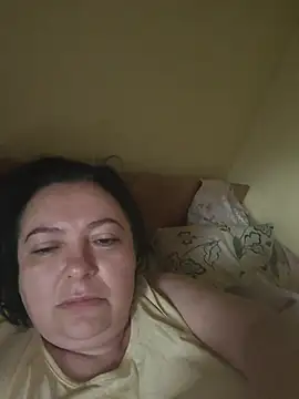 EmmaEmmy40 online show from May 19, 4:08 am