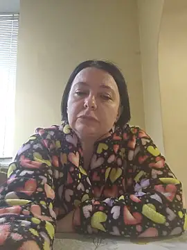 EmmaEmmy40 online show from June 17, 5:23 pm