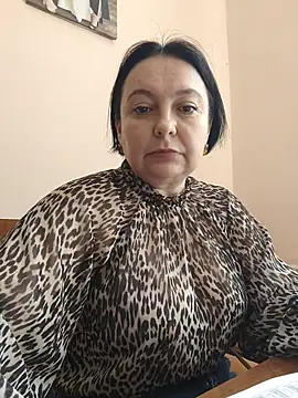EmmaEmmy40 online show from June 3, 10:27 am