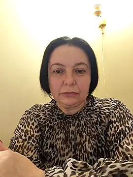 EmmaEmmy40 online show from May 2, 6:13 pm