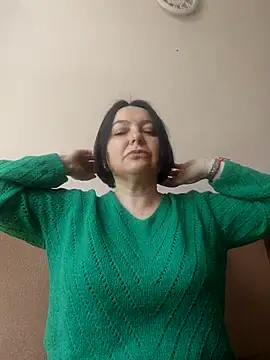 EmmaEmmy40 online show from May 5, 8:17 am