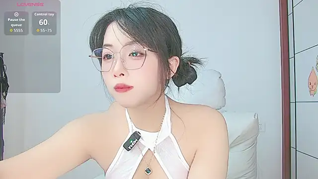 xiaoyu5 online show from May 12, 12:11 pm
