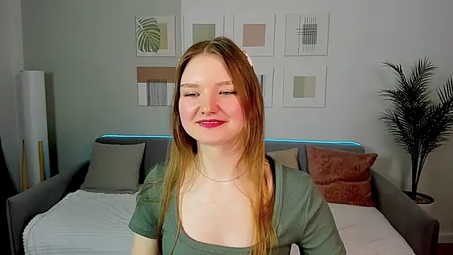 LookEva online show from May 3, 8:08 am