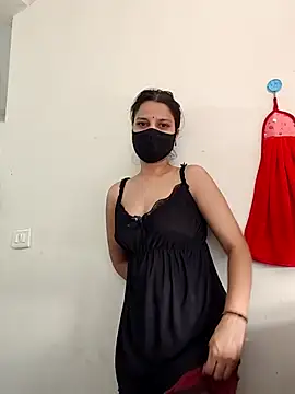 Snapshot of kiran-baby chatting on May 9, 8:18 am kiran-baby online show from May 9, 8:18 am