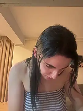 ema-emanuela online show from June 12, 9:23 pm