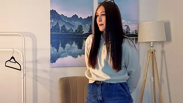 AileenKozinski online show from May 3, 5:56 am