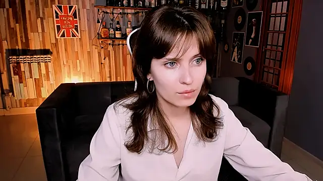 Snapshot of LolaDominara chatting on June 11, 7:27 am LolaDominara online show from June 11, 7:27 am