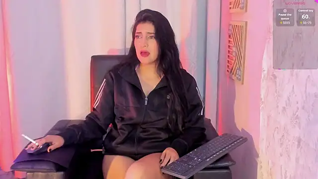Snapshot of Jaadewest chatting on May 29, 11:16 am Jaadewest online show from May 29, 11:16 am