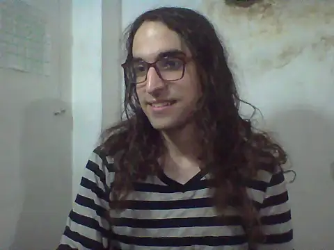 LaCuerva online show from May 27, 5:31 pm