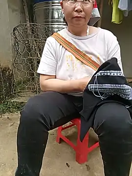 yaja-chan online show from May 23, 1:59 am