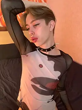 dark noir  online show from May 28, 10:11 am
