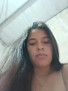 Snapshot of Soy_sashaa chatting on August 3, 1:06 pm Soy sashaa online show from August 3, 1:06 pm