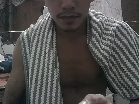 Daddyyum 12 online show from May 19, 5:42 pm