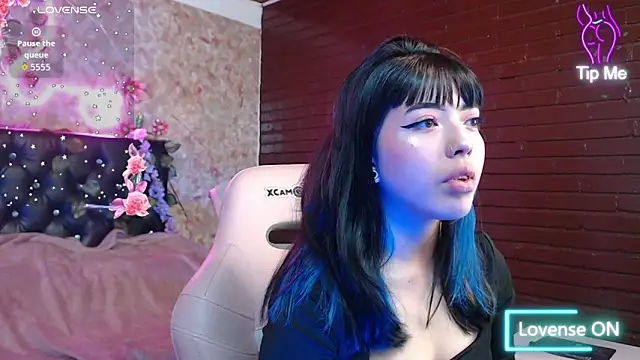 Abril gap online show from May 14, 12:02 pm