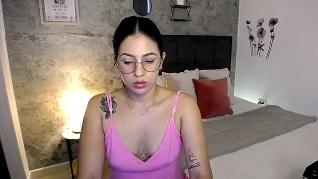 isa cruzx online show from May 28, 9:21 pm