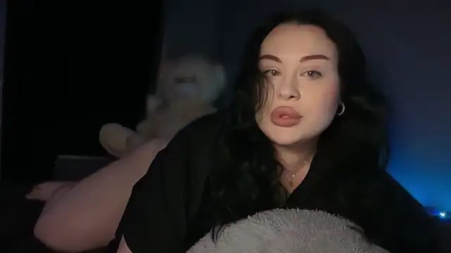Snapshot of Sofi__Si chatting on June 14, 7:15 pm Sofi Si online show from June 14, 7:15 pm