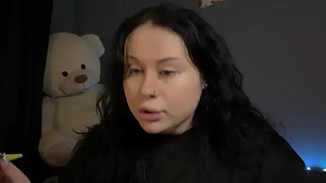 Sofi  Si online show from May 6, 8:02 pm