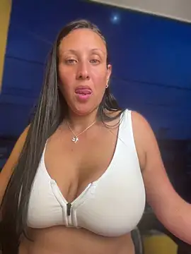 Cloe-Fire online show from May 27, 11:23 pm