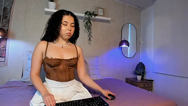 Honey Sofi online show from May 26, 12:47 pm