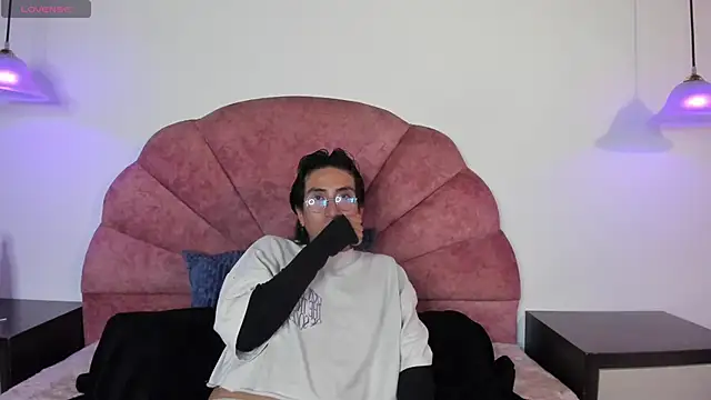 Eclipse TeenBoy66 online show from May 21, 3:37 am