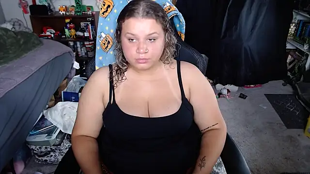 prettybabygurl04 online show from May 13, 4:58 pm
